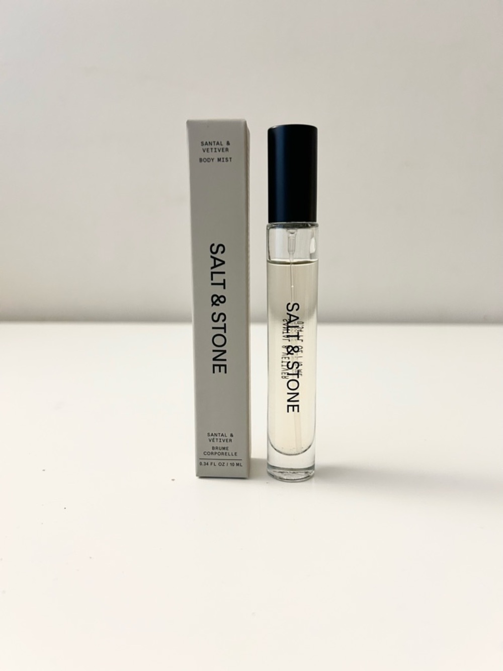 🌸SALT & STONE Santal & Vetiver Body Mist Travel Spray 10 mL